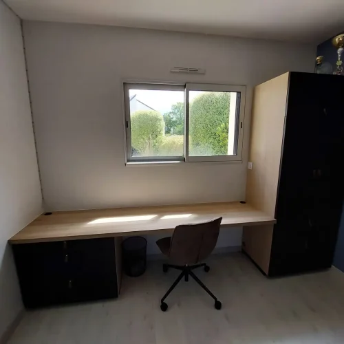 Agencements d'un bureau à Bruz