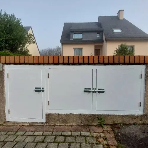 Petits travaux - portes de coffrets exterieur